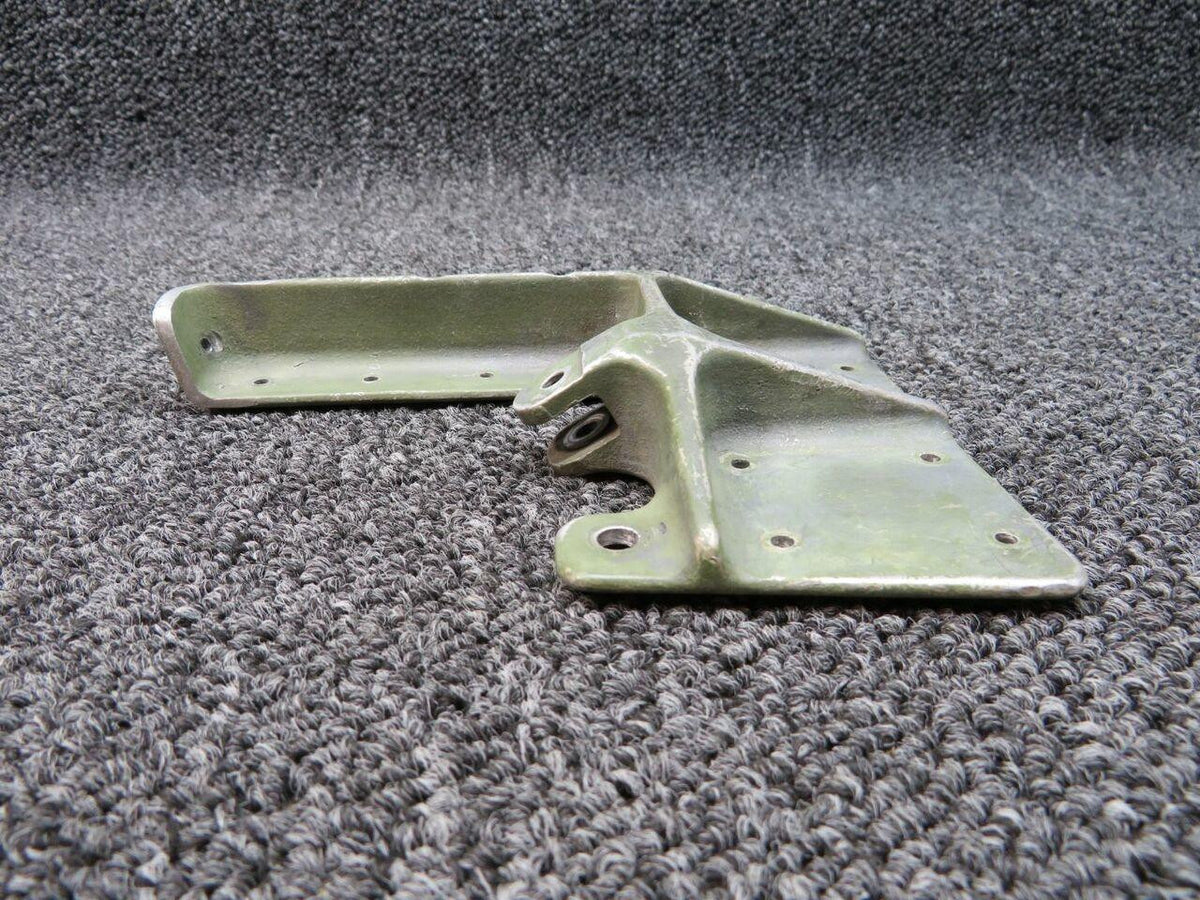 Cessna 1513057-1 Cessna 337 Support Shimmy Dampener Assy