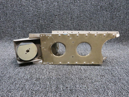Cessna 1251014-8 Cessna 207 Engine Mount FWD RH