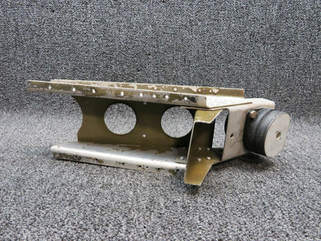 Cessna 1251014-8 Cessna 207 Engine Mount FWD RH