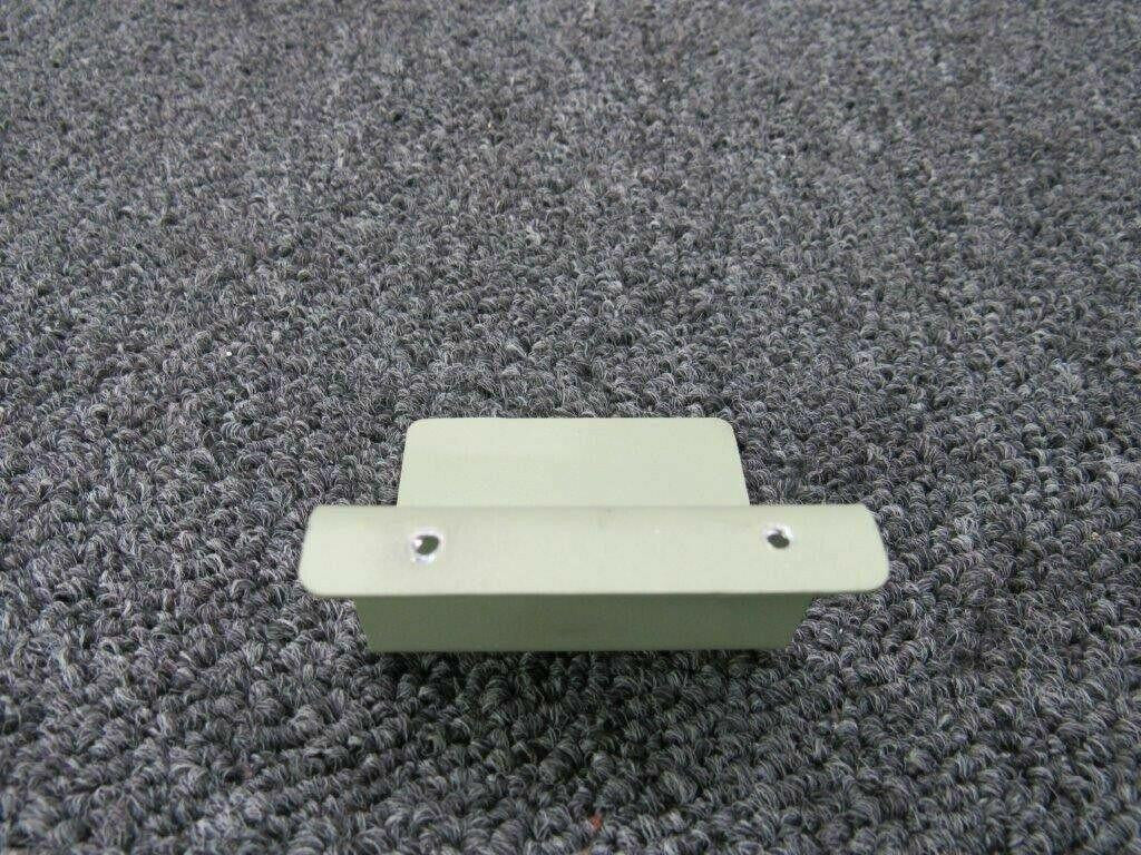 Cessna 0513520-19 Cessna 182T Bracket