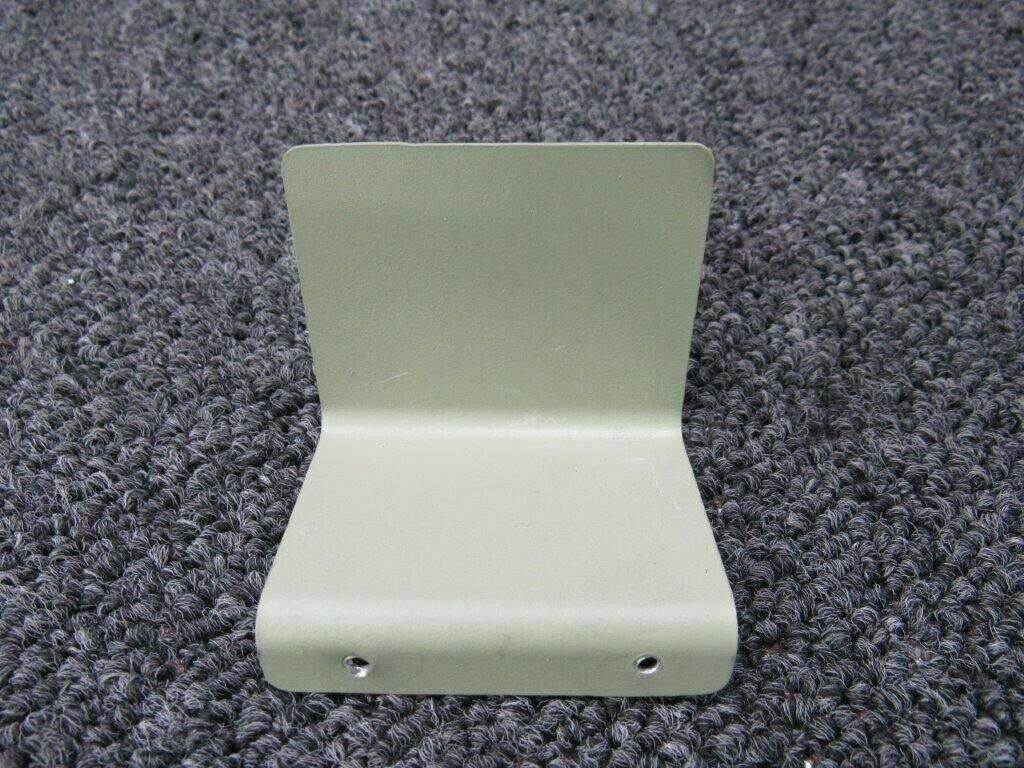 Cessna 0513520-19 Cessna 182T Bracket