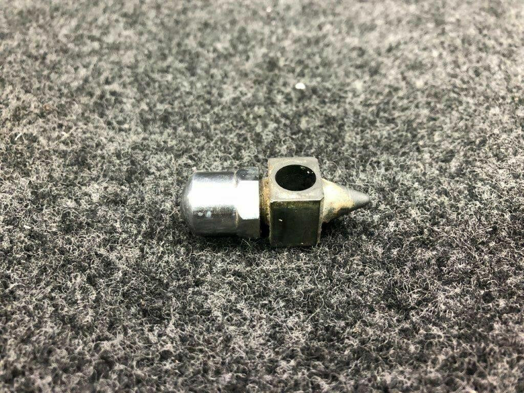 Cessna 1541006-2 / 1541006-1 Cessna 337 Pin and Base Main Gear Downlock