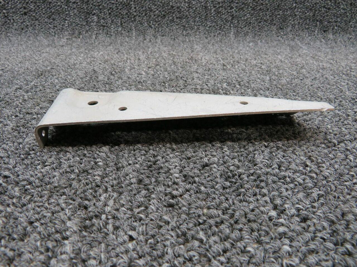 Cessna 0712301-2 Use 0712317-2 Cessna Actuator Bracket Hinge Outbd RH