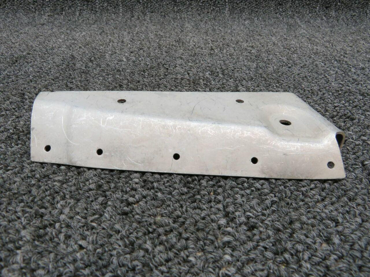 Cessna 0712301-2 Use 0712317-2 Cessna Actuator Bracket Hinge Outbd RH