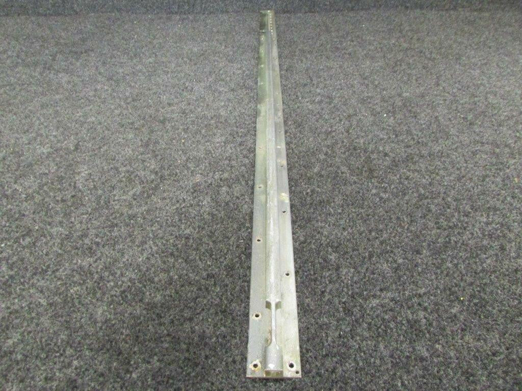 Cessna Cessna 182D Rail Front Seat Outbd RH P/N 0511293-4