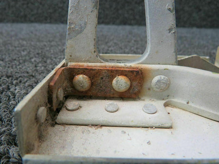 Piper 20293-000 Piper PA24 Bracket Aileron Hinge Inboard W/ Support