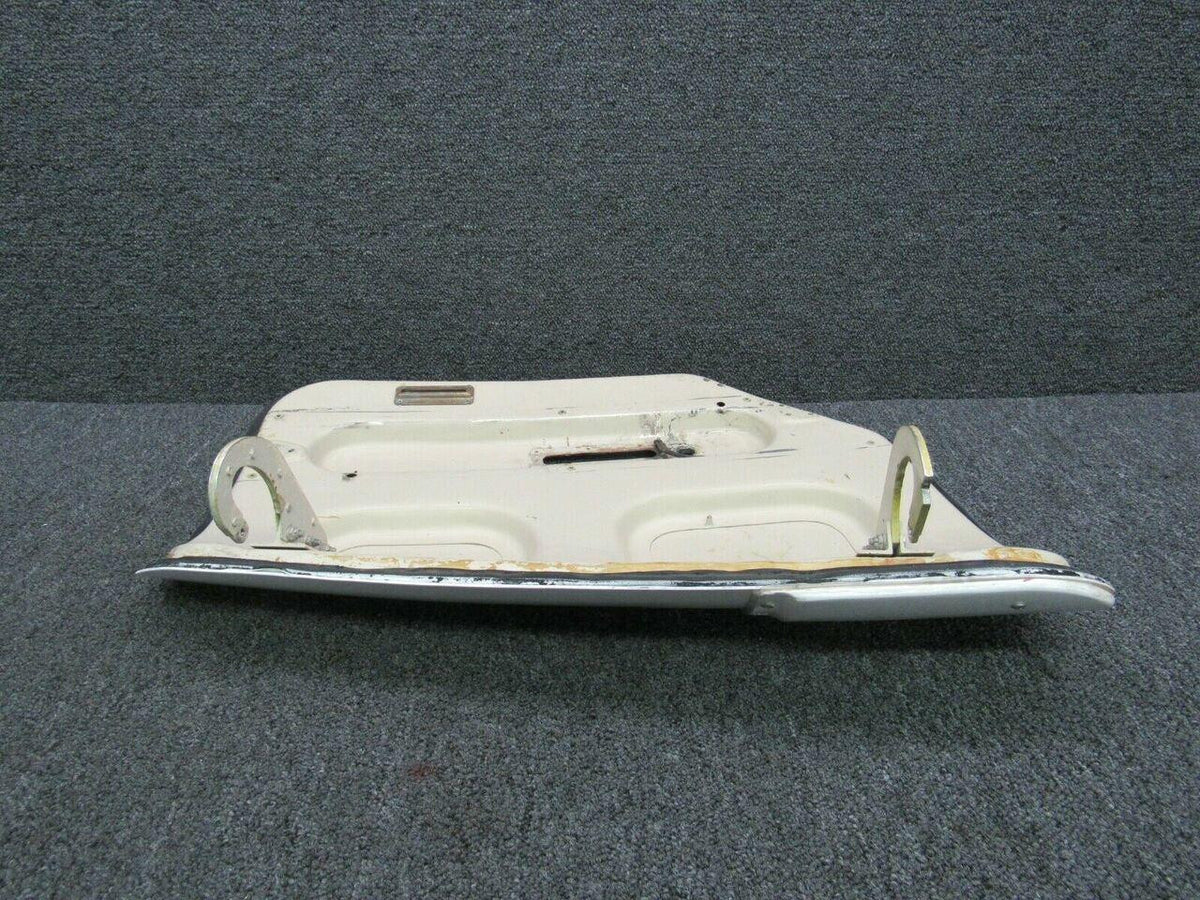 Piper 40197-000 Piper PA31-310 Baggage Door Assy