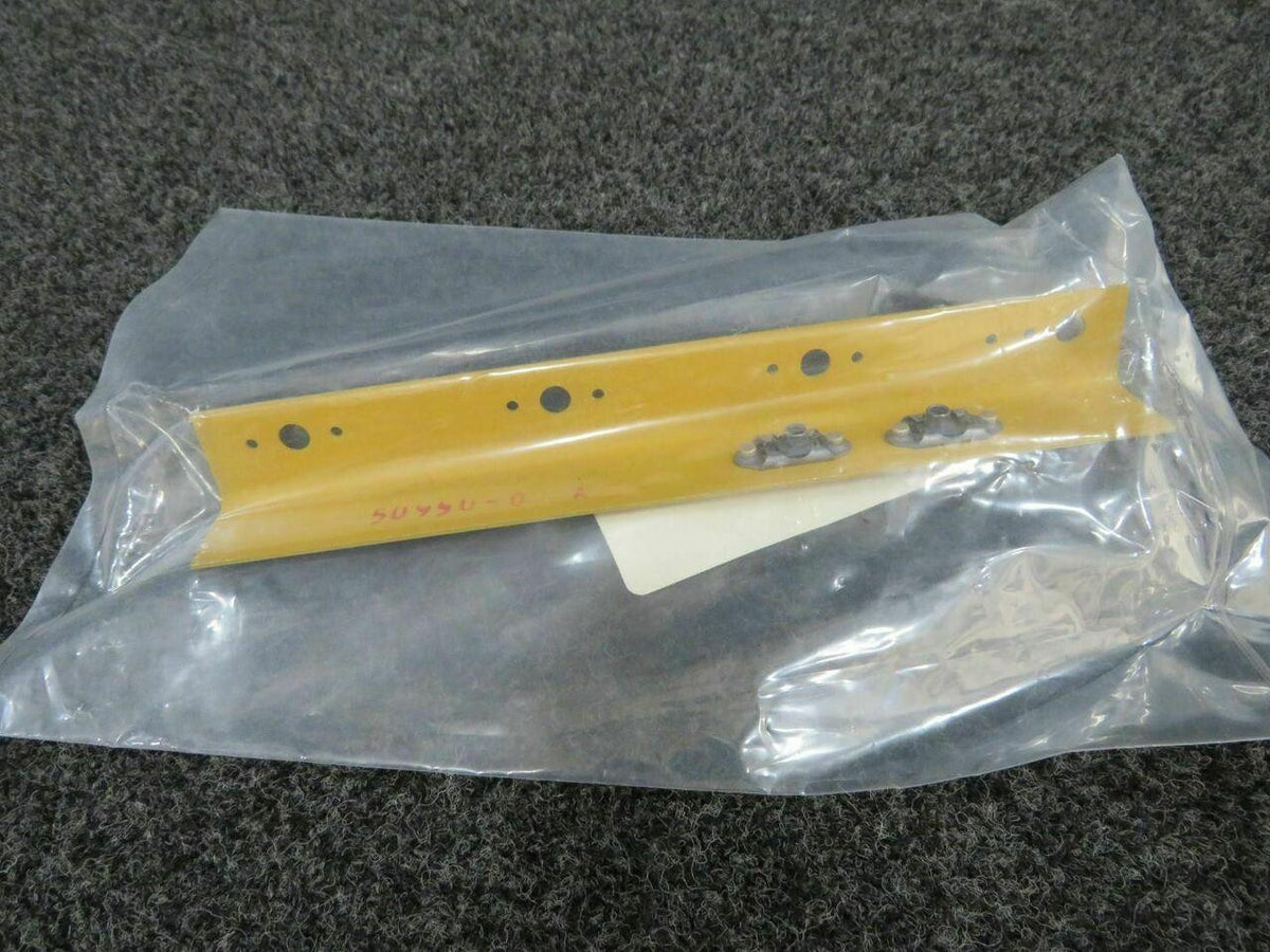 Piper 50950-000 Piper PA-31T Angle Battery Box Support NEW OLD STOCK C20