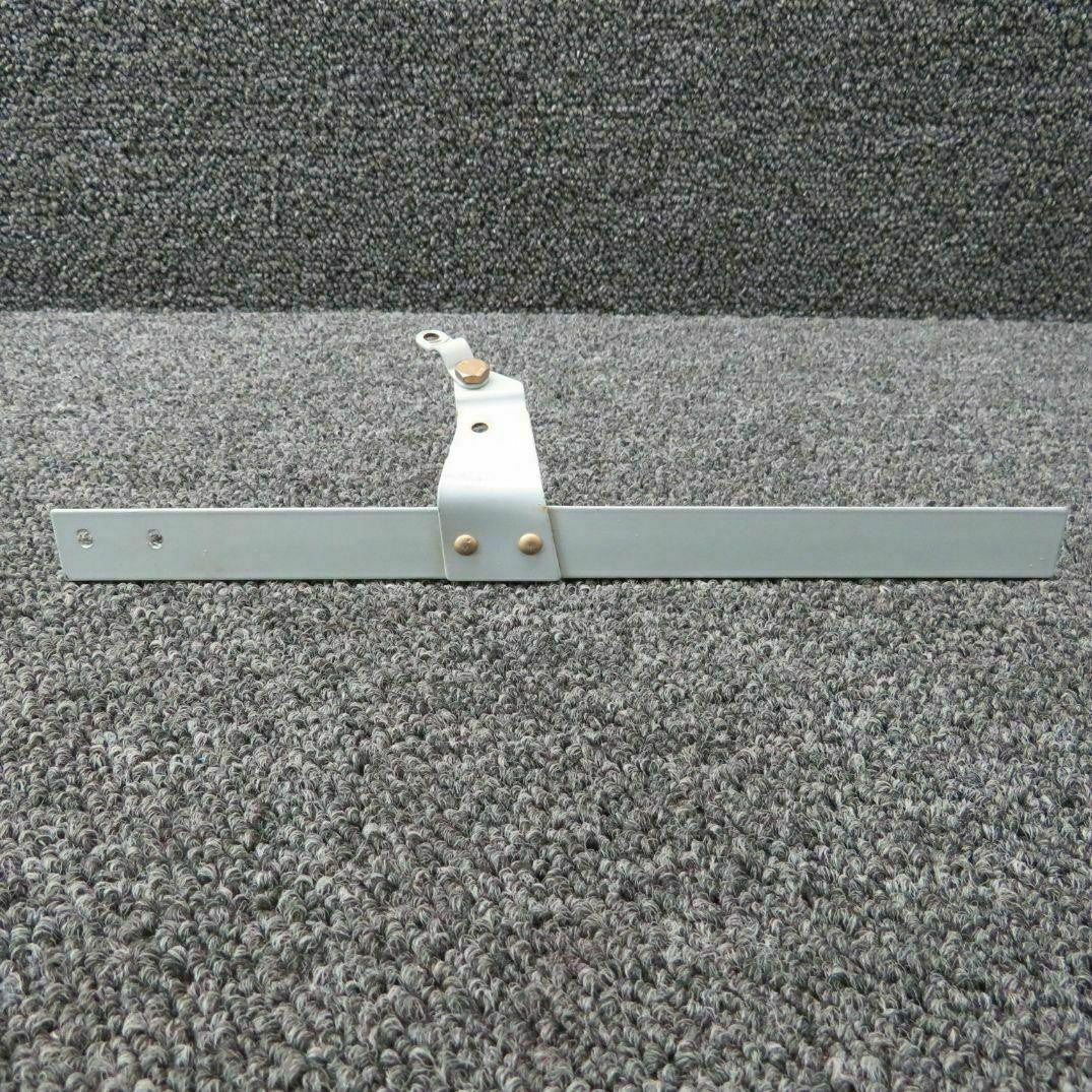Cessna 1213082-9 Cessna 206H Angle Tunnel Pilots Side Fwd