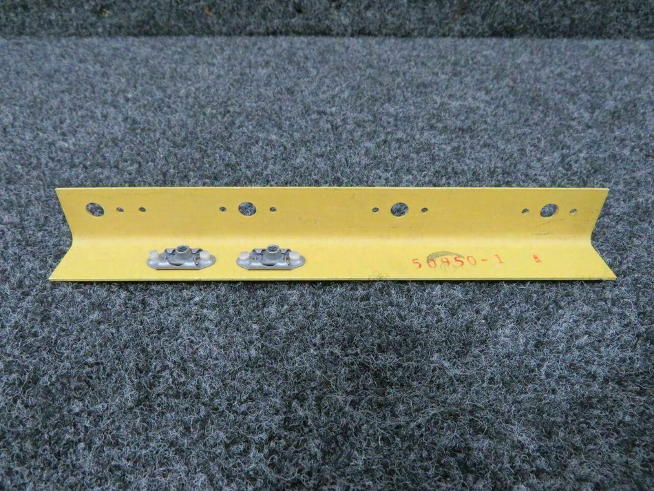 Piper 50950-001 Piper PA-31T Angle Battery Box Support NEW OLD STOCK C20