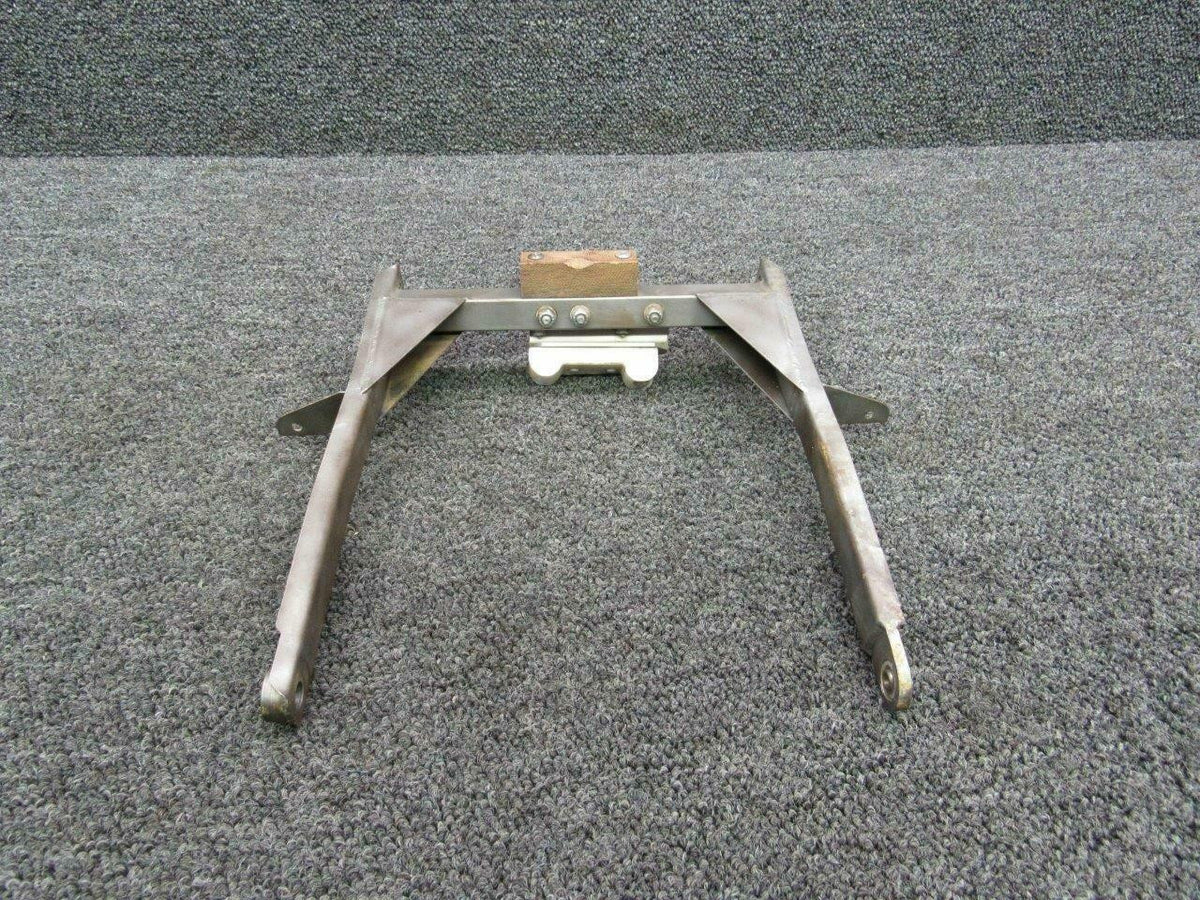 Rockwell 755017-1 Rockwell 112B Nose Gear Doors Bumper Stop Assy