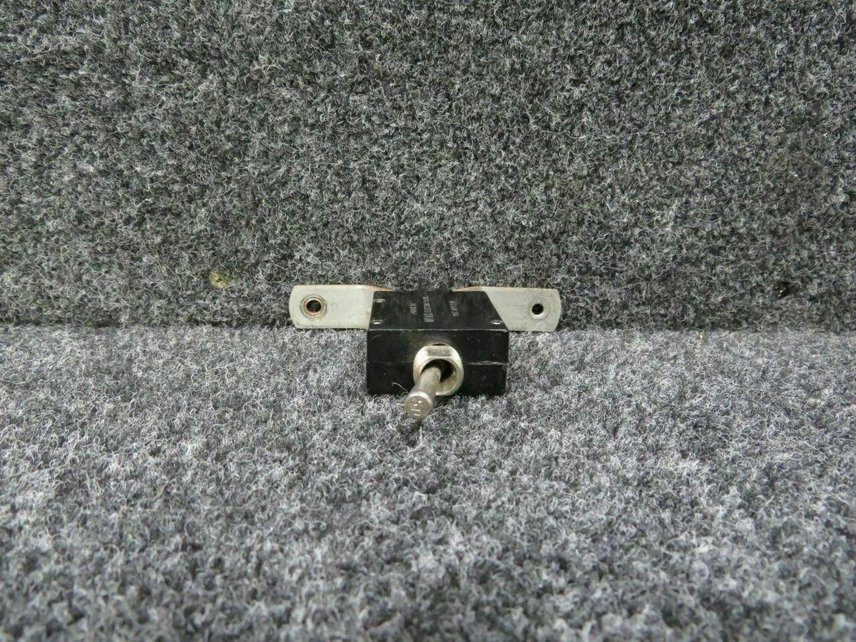 Piper 454-691 Piper PA-31T Wood Electric Circuit Breaker 30 Amp Switch C20