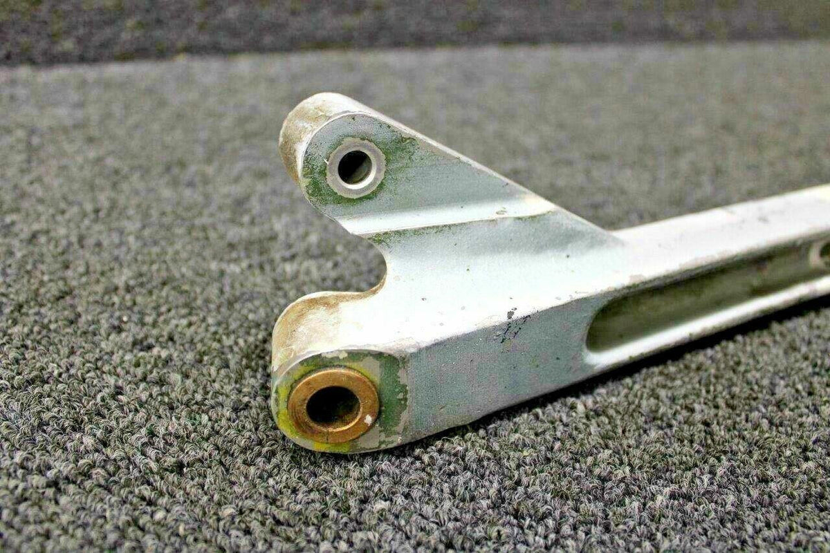 Rockwell 45303-2 / 45306-2 Rockwell 112B Main Gear Side Brace Assy RH