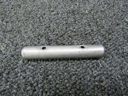 Cessna 0519066-2 Cessna 172S Tow Bar Holder
