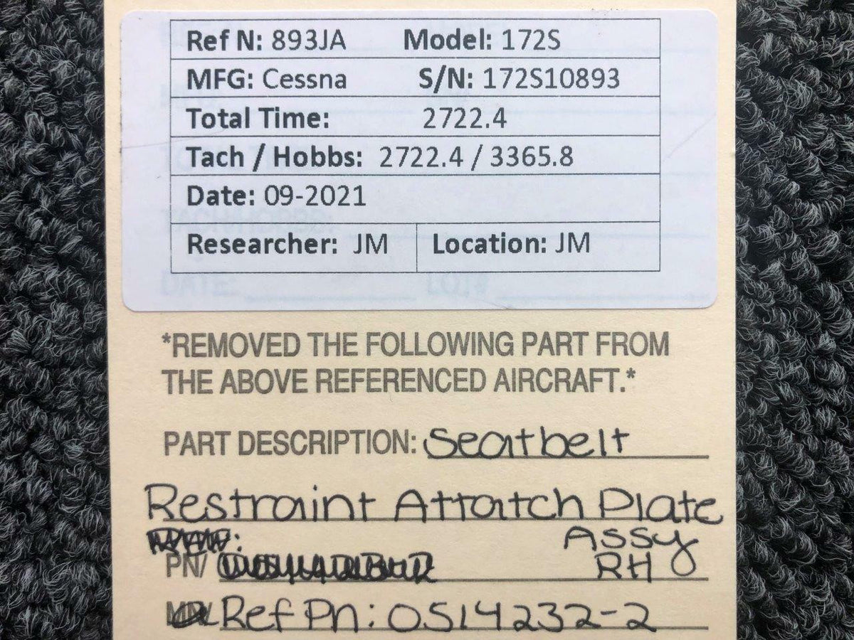 Cessna 0514232-2 Cessna 172S Seatbelt Restraint Attach Plate Assembly RH