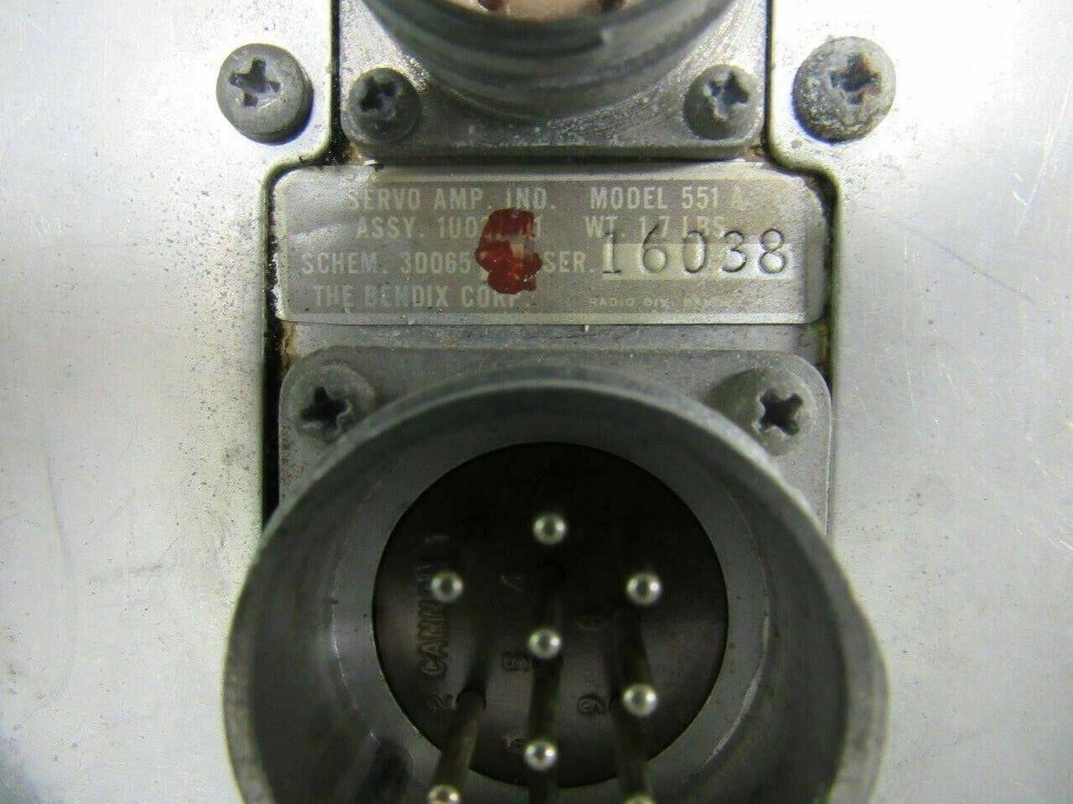 Bendix 1U027-01 M/N 551A Bendix Servo Amp Indicator CORE Volts 28