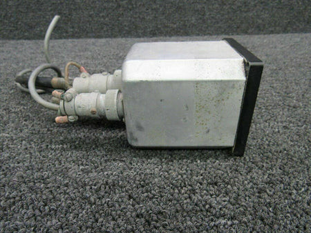 Bendix 1U027-01 M/N 551A Bendix Servo Amp Indicator CORE Volts 28