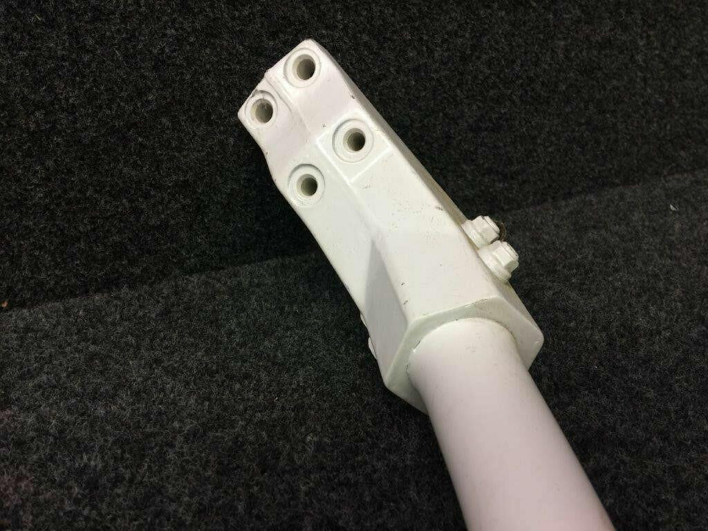 Cessna 2241101-2 Cessna 182 RH Main Gear Spring SA