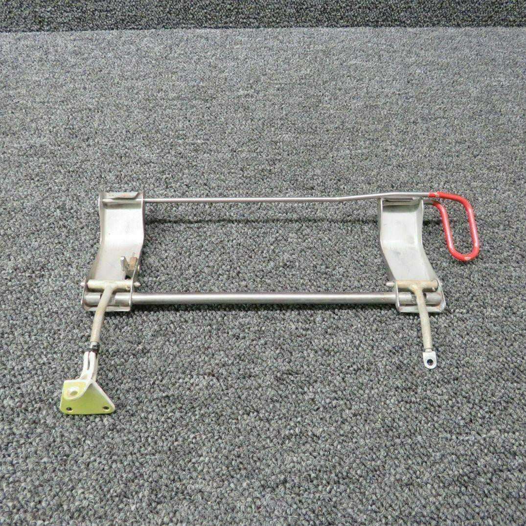 Beechcraft 35-410291-631 Use 002-430055-1 Beech E-55 Rear Window Latch Assy LH