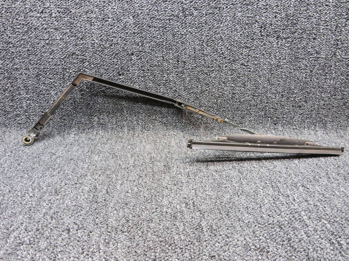 551-923 / 452-918 Piper PA-31T Windshield Wiper Arm W/ Blade RH BAS Part Sales | Airplane Parts