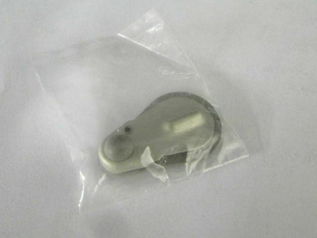 Does Not Apply 295253 Retainer NEW SA