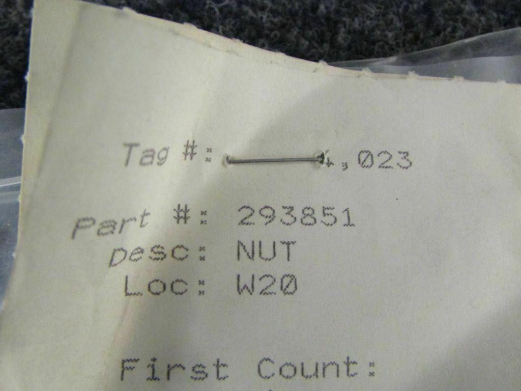 Does Not Apply Nut NEW P/N 293851 SA