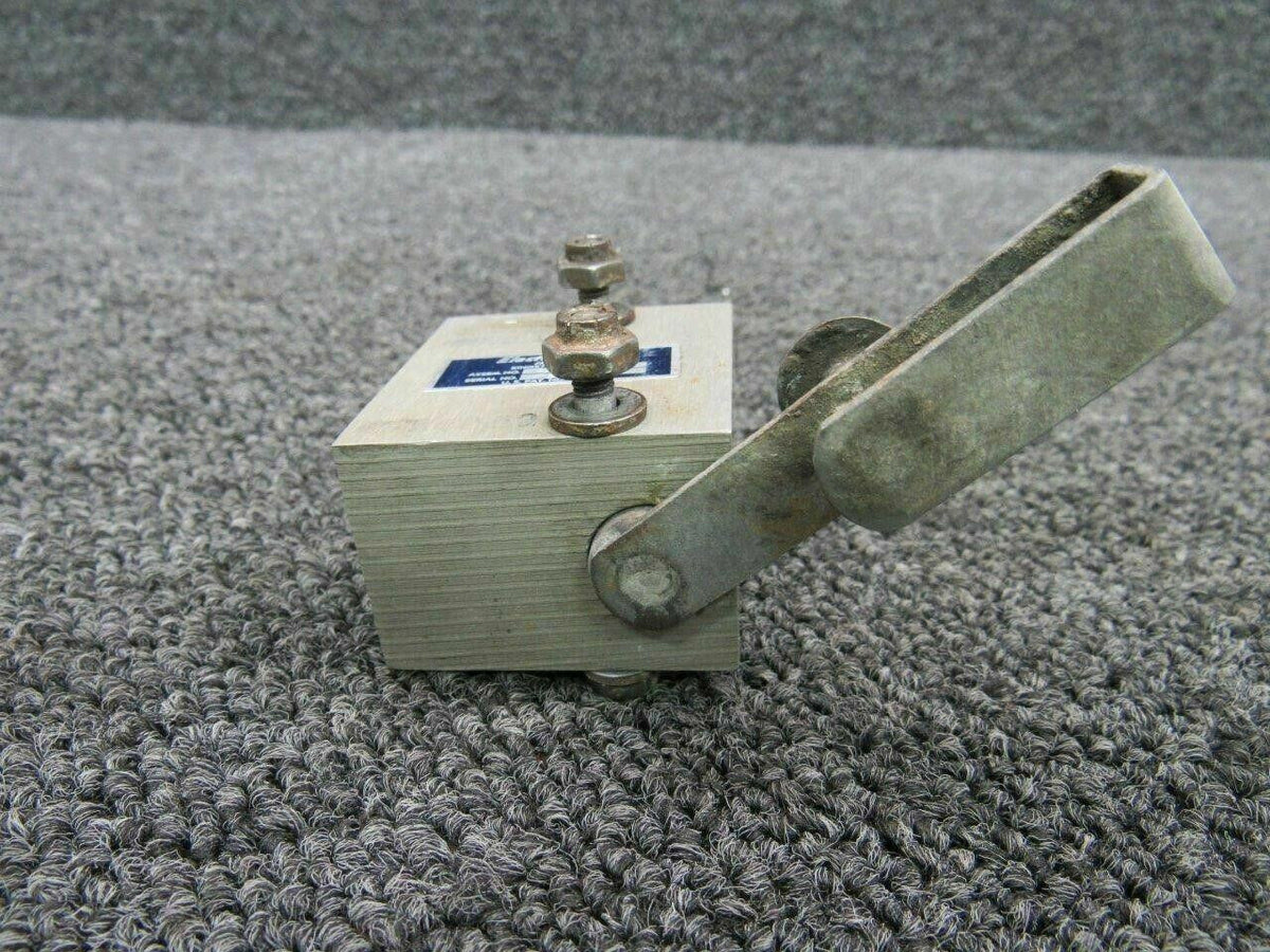 Piper EA1169 Piper PA23-250 Electrol Corp Switch Valve