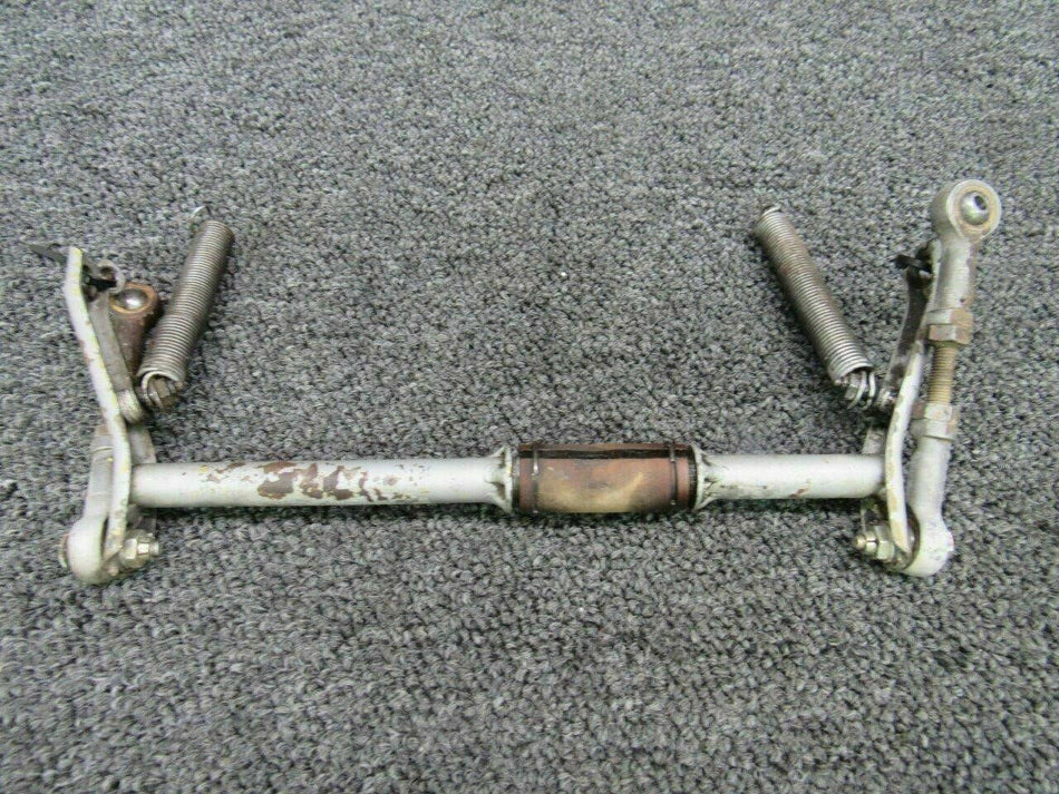 Piper 17795-000 Piper PA23-250 Link Main Gear Door Actuating