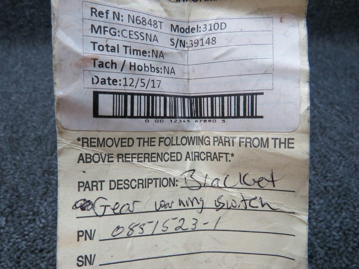 Cessna 0851523-1 Cessna 310D Bracket Gear Warning Switch BD