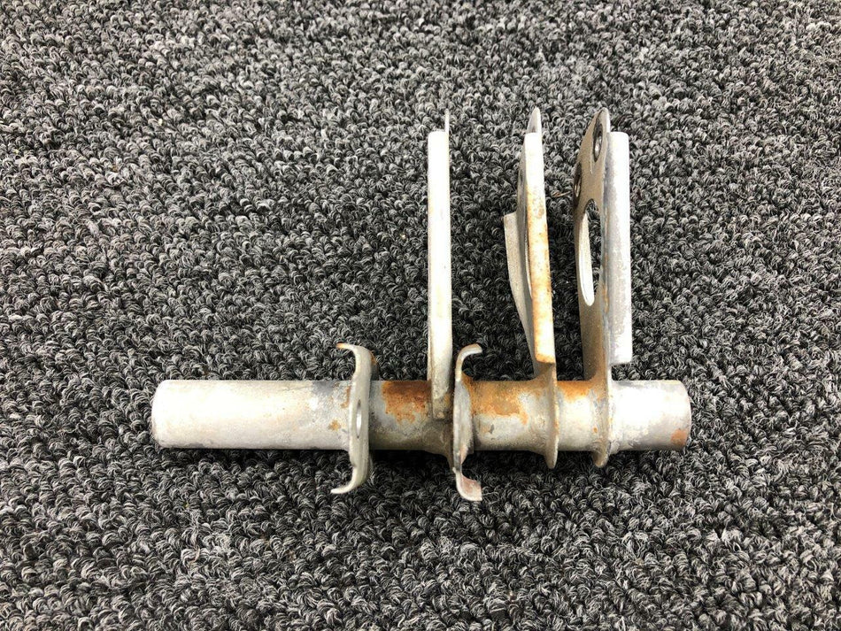Cessna 0862100-10 Cessna 320 Flap Bellcrank Inboard RH BD