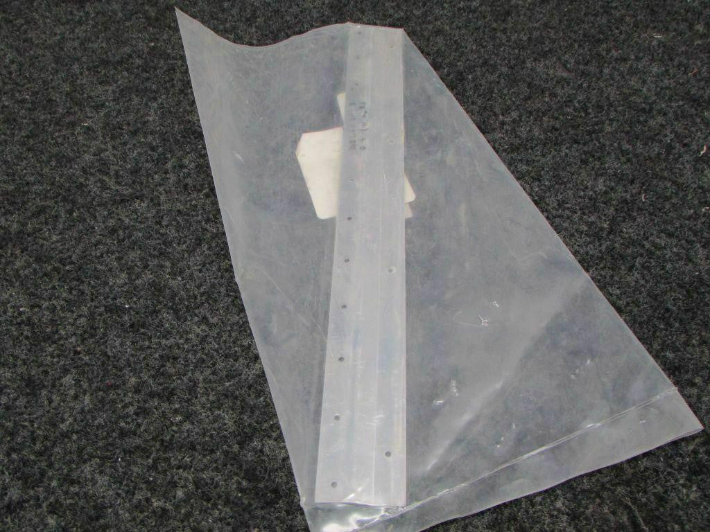 Cessna Cessna Retainer NEW P/N 5213034-3 SA