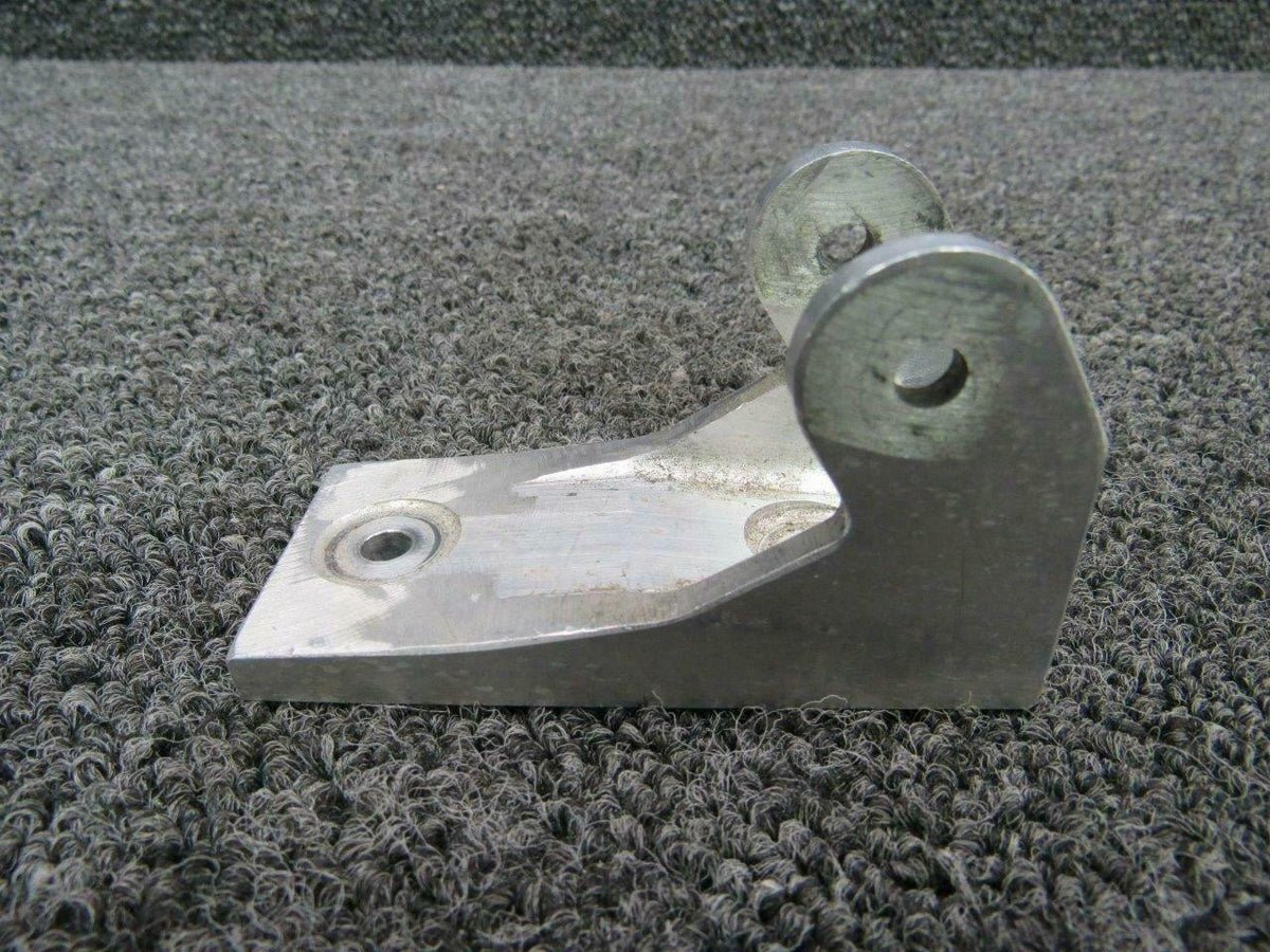 Piper 84737-002 Piper PA46-350P Fitting Gas Spring Attach