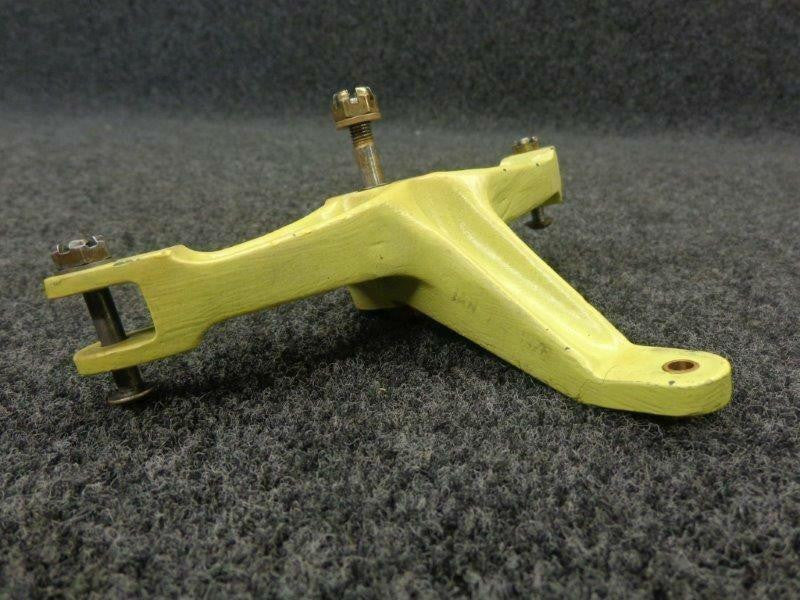 Beechcraft 002-410039-17 Beech A36 Bellcrank Pilot