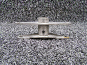Piper PA31T Bellcrank Door Latch Middle