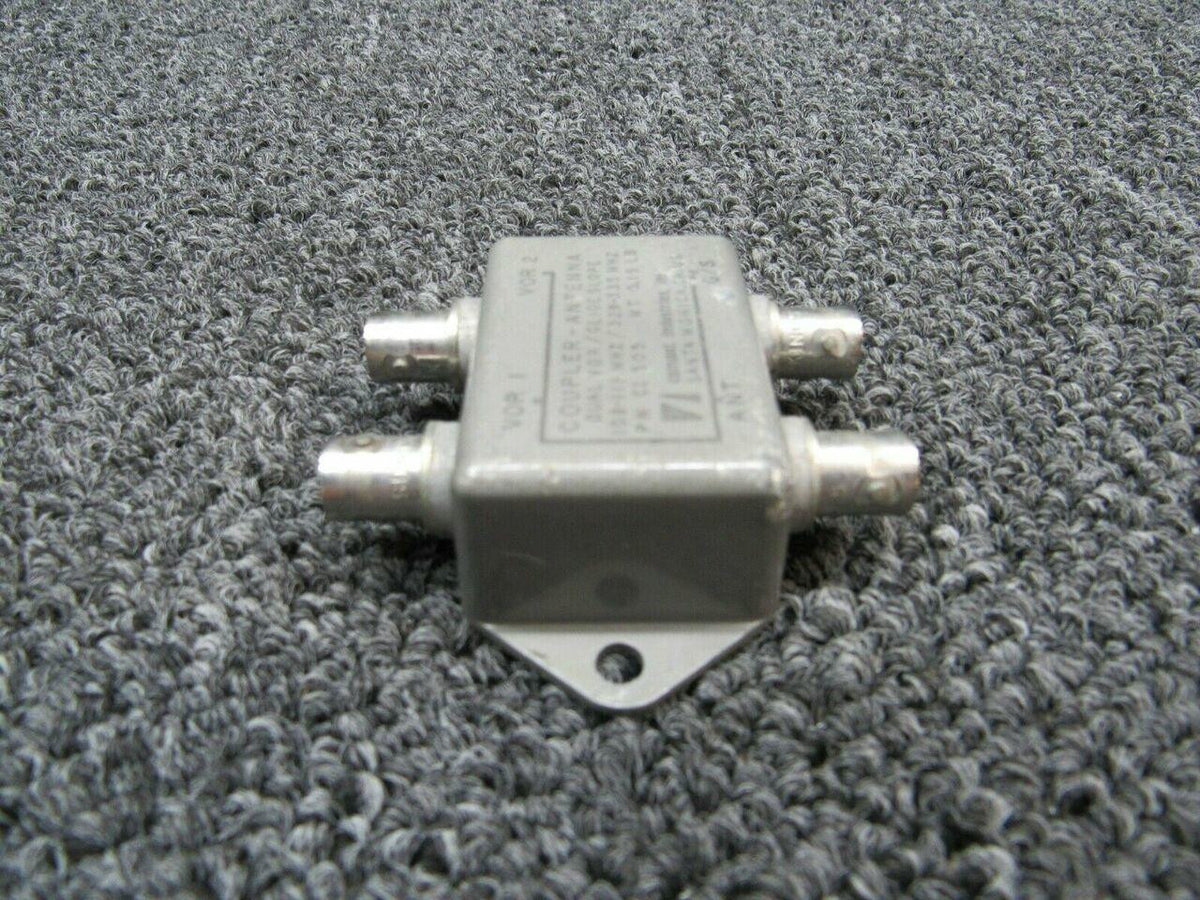 Comant CI505 Cessna 182L Comant Dual VOR / Glide Slope Coupler Antenna