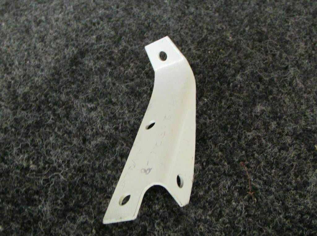 Boeing Boeing Bracket NEW P/N69-20821-8 SA