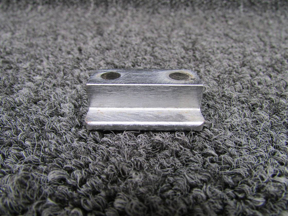 46536-000 Piper PA31T Block Door Retaining