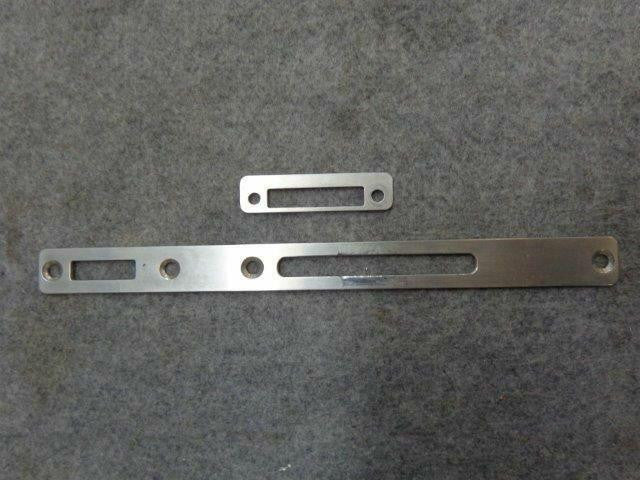 Diamond Diamond DA20-C1 Plate Upper Lock P/N 22-5600-00-12