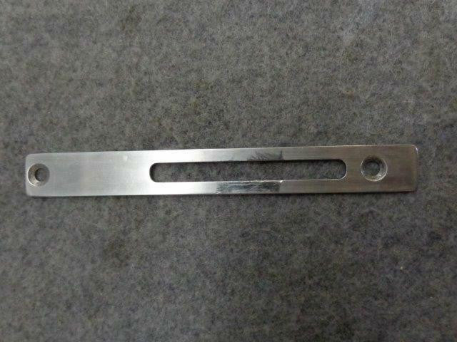 Diamond Diamond DA20-C1 Plate Strike RHP/N 22-5600-00-08 | BAS Aircraft Salvage