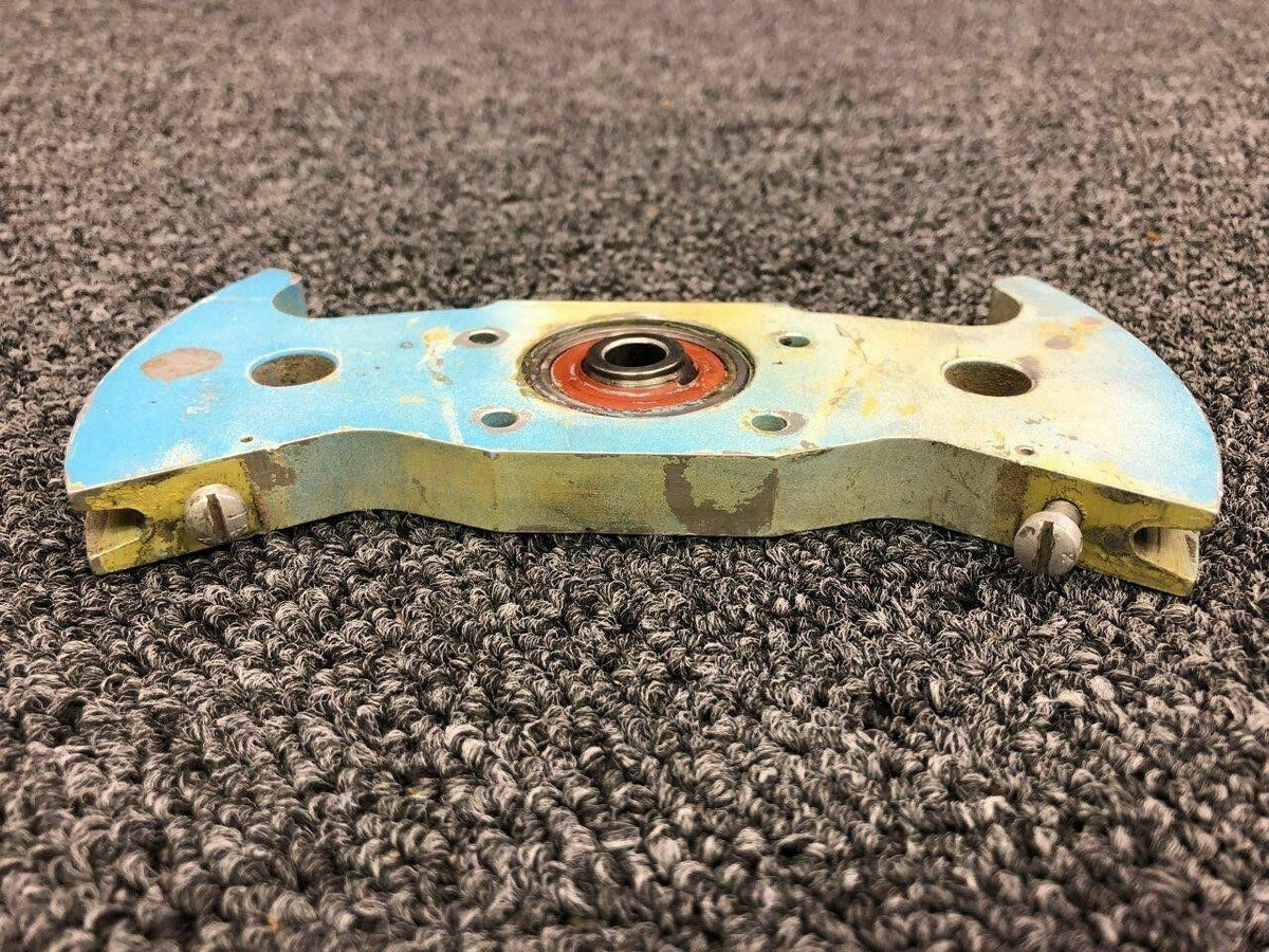 Beechcraft 002-524026-7 Beech B58 Bellcrank Rudder Horn