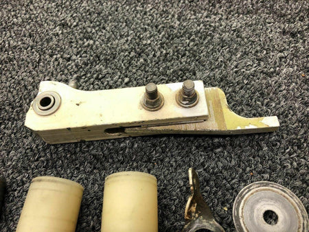 Beechcraft 60-810083-5 / 60-810083-9 Beech B58 Main Gear Uplock / Retract Kit LH