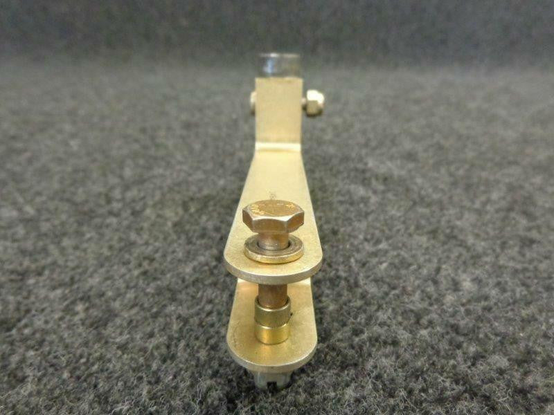 Cirrus 14940-003 Cirrus SR22 End Fitting Torque Tube