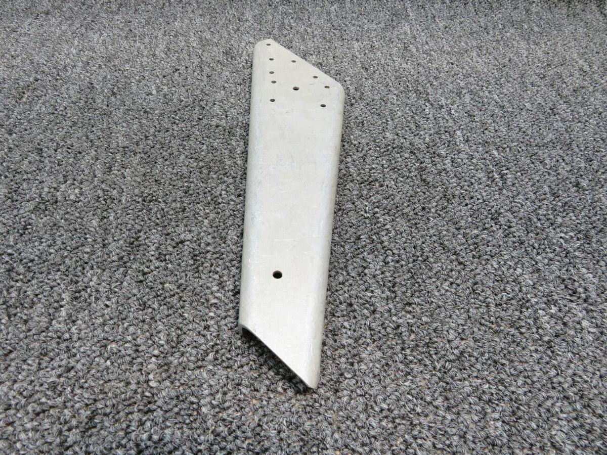 Cessna 1213433-48 Cessna T210M Bracket Support LH Fwd