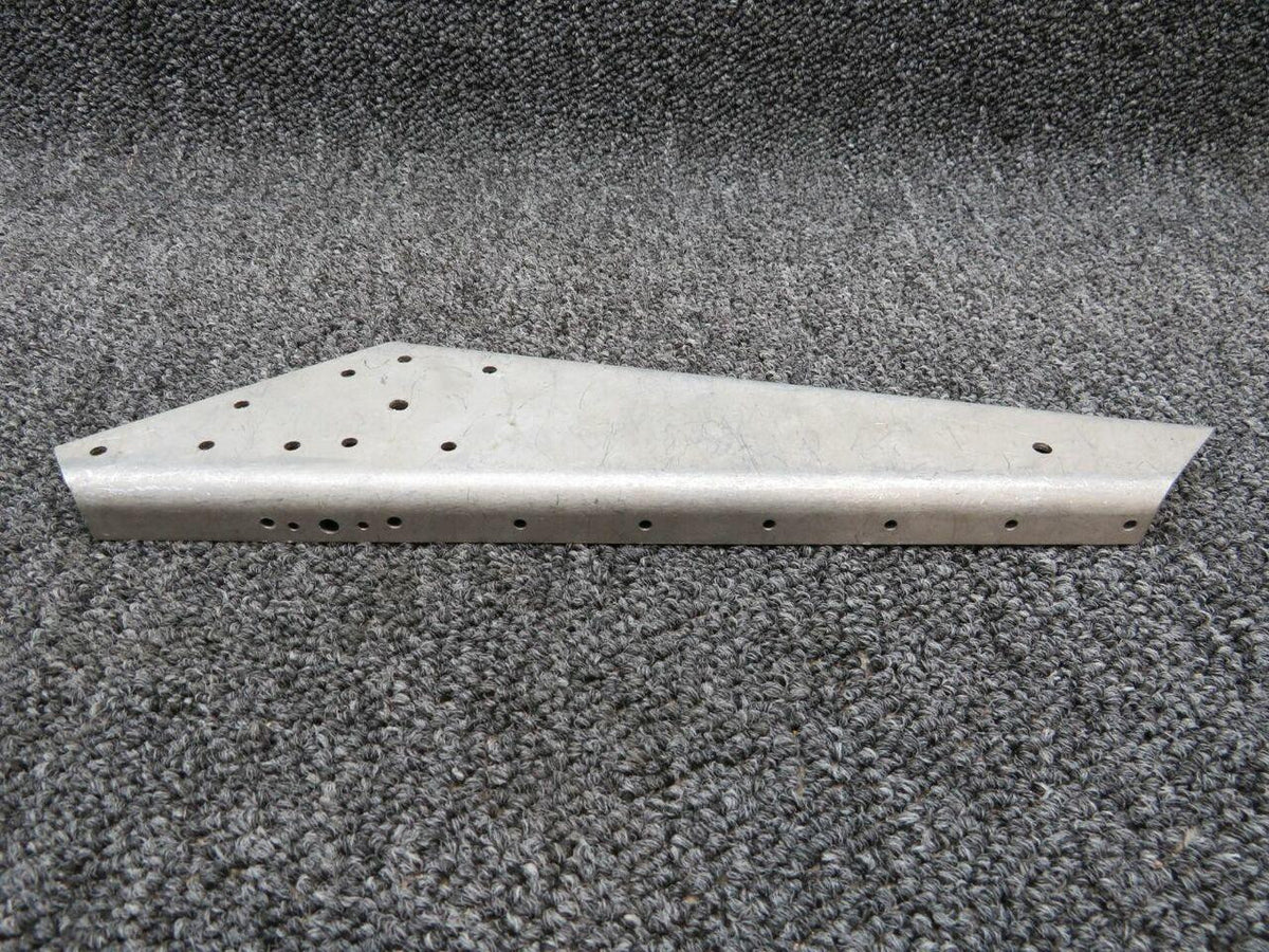 Cessna 1213433-48 Cessna T210M Bracket Support LH Fwd
