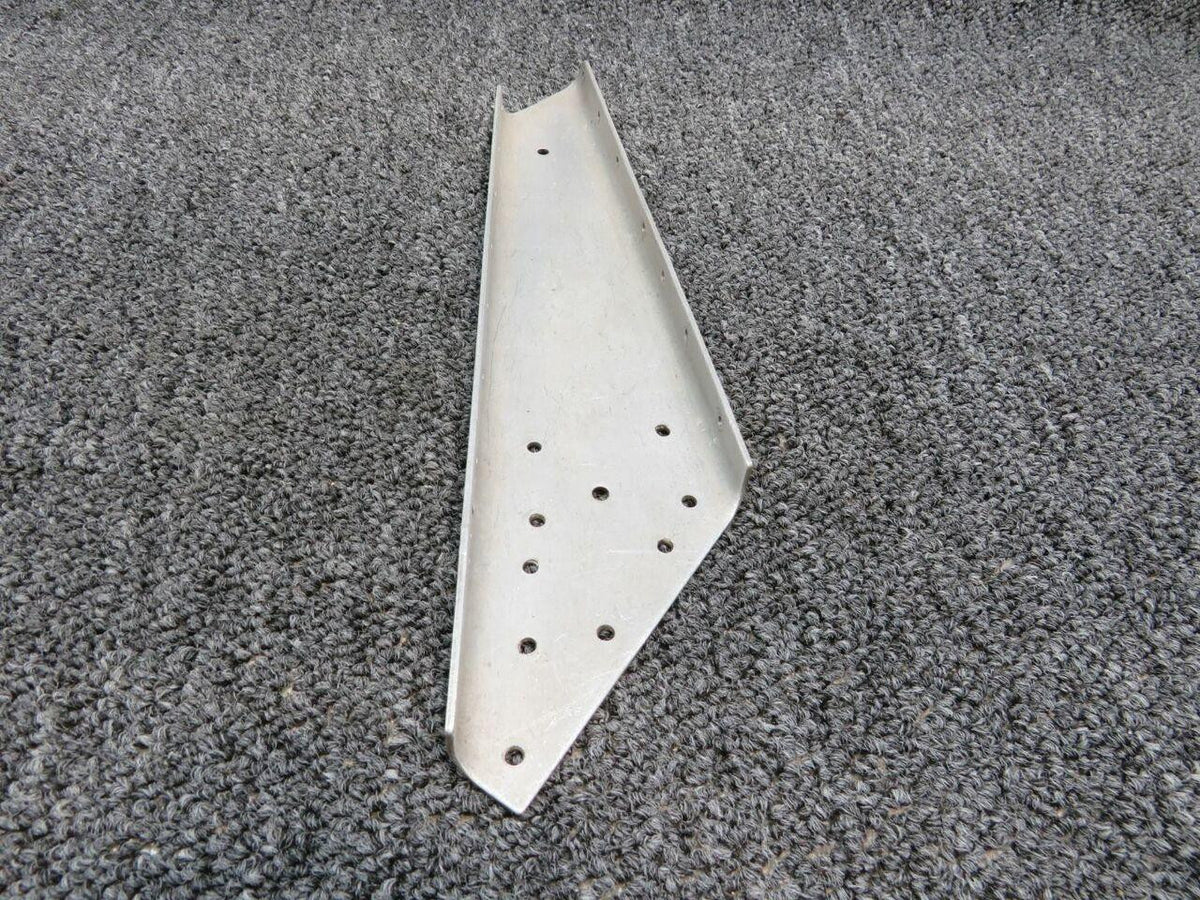 Cessna 1213433-48 Cessna T210M Bracket Support LH Fwd