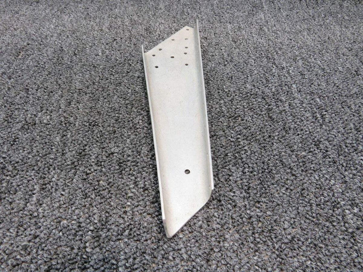 Cessna 1213433-48 Cessna T210M Bracket Support LH Fwd