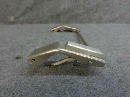 Beechcraft Beech A36 Latch Assy Window RH P/N 002-430055-22