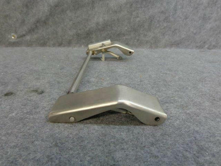 Beechcraft Beech A36 Latch Assy Window RH P/N 002-430055-22