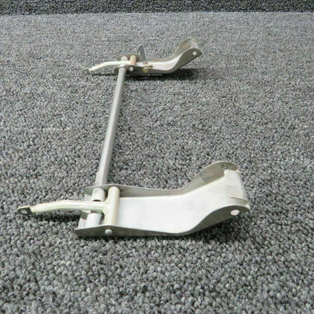 Beechcraft Beech A36 Latch Assy Window LH P/N 002-430055-31