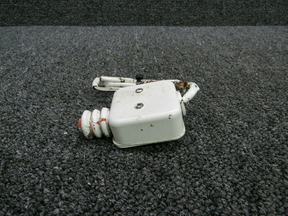 Beechcraft 002-361013-32 Beech A36 Landing Gear Safety Switch RH Volts 28